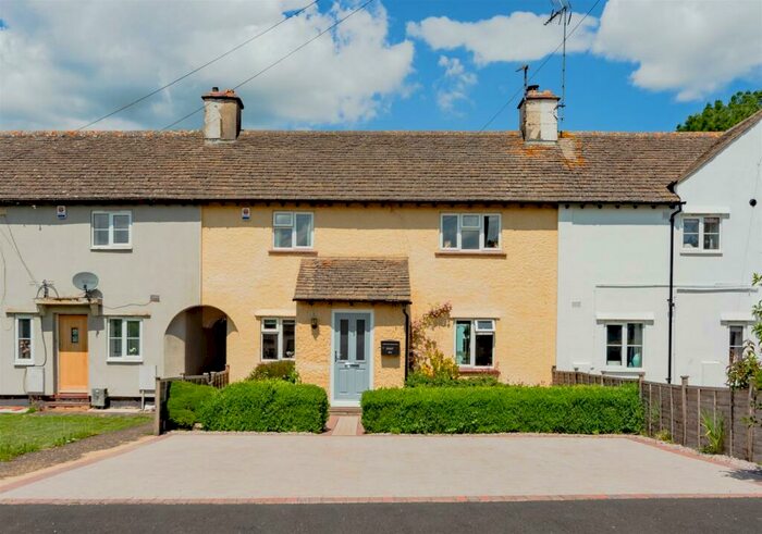 4 Bedroom Link Detached House For Sale In Highfield, Duddington, Stamford, PE9