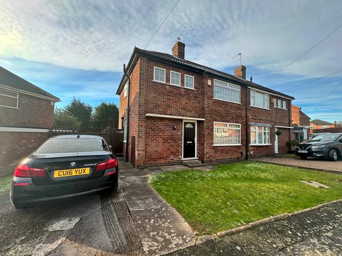 3 Bedroom Property To Rent In Instow Drive, Sunnyhill, Derby, DE23