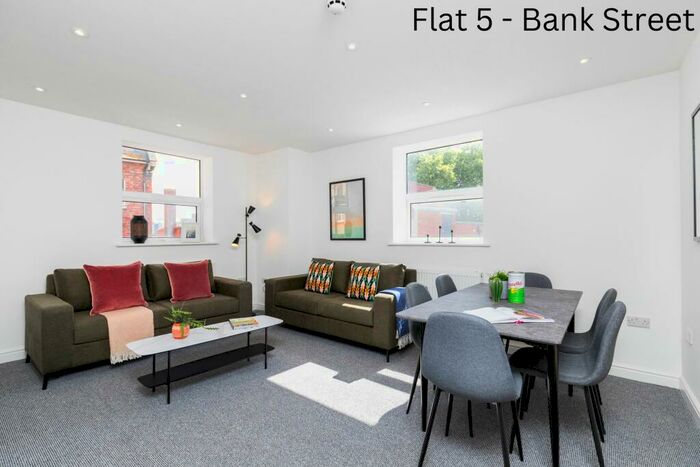 5 Bedroom Apartment To Rent In Awesome Bed Student Apartment In The City Centre, Bank Street, Lincoln, LN2