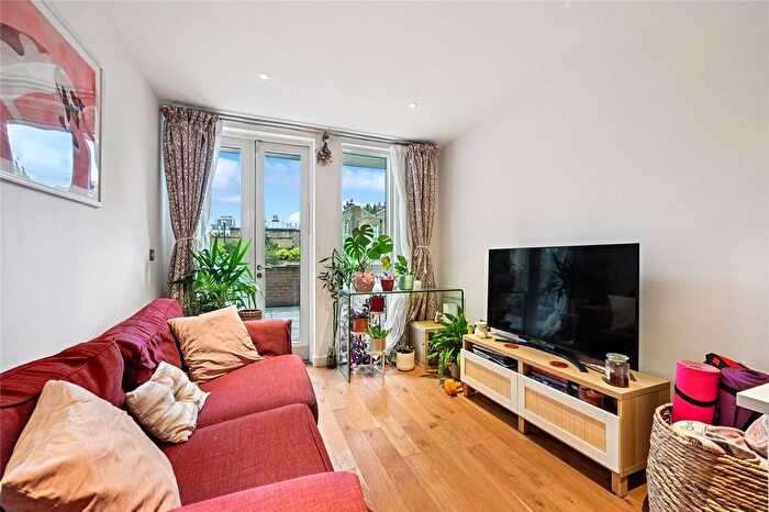 1 Bedroom Flat For Sale In Sharp House, Goldhawk Road, Shepherds Bush, London, W12