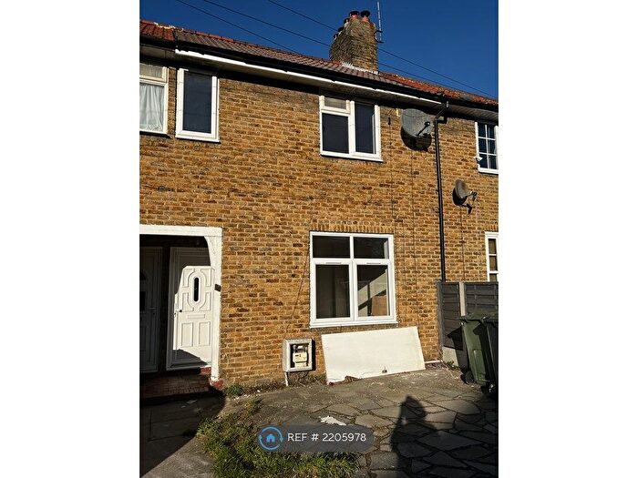 3 Bedroom Terraced House To Rent In Wrenthorpe Road, Bromley, BR1