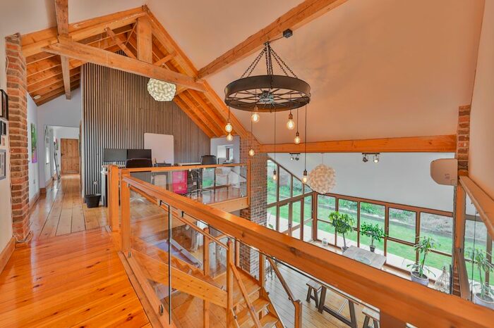 6 Bedroom Detached House For Sale In Old Trough Lane, Sandholme, Brough, HU15