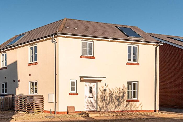 2 Bedroom House For Sale In Close To Wendover Woods, HP22