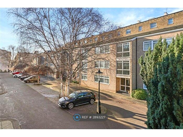 2 Bedroom Flat To Rent In Chester Close South, London, NW1