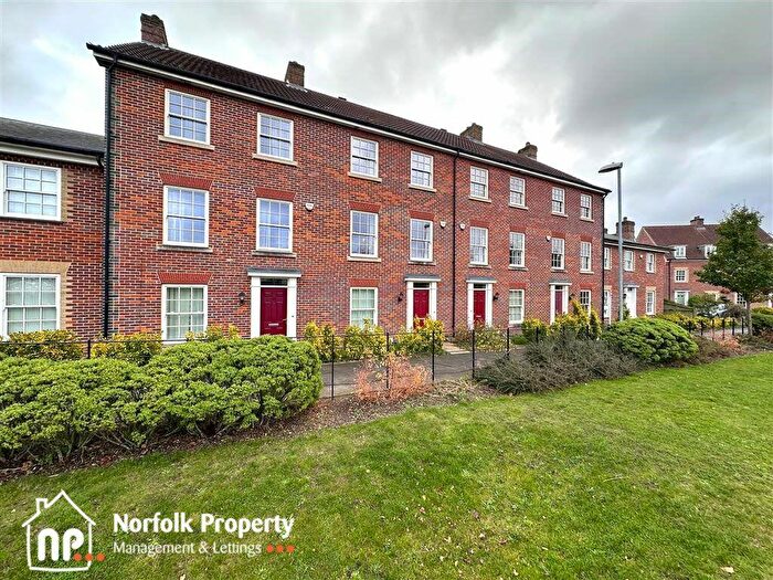4 Bedroom Town House To Rent In Costessey, NR5