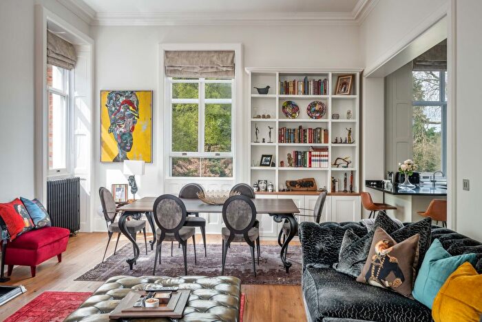 2 Bedroom Flat For Sale In Albury Park Mansion, Albury Park, Albury, Guildford, Surrey, GU5