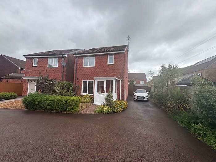 3 Bedroom Property To Rent In Ffordd Y Glowyr, Godrergraig, Swansea, SA9