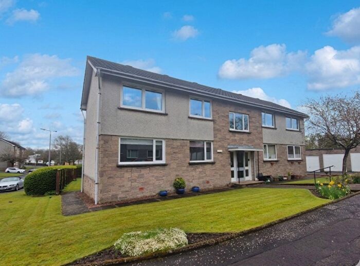 1 Bedroom Flat To Rent In Queens Court, Glasgow, G62