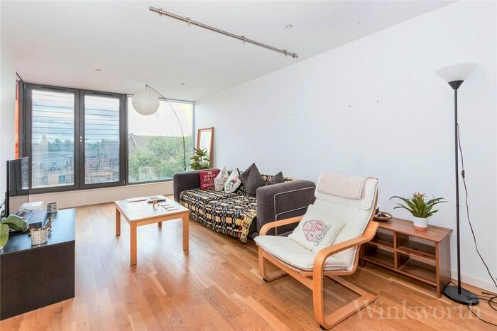 2 Bedroom Flat To Rent In Arklow Road, London, SE14