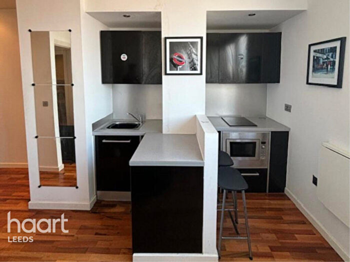 1 Bedroom Apartment For Sale In Wellington Street, Leeds, LS1