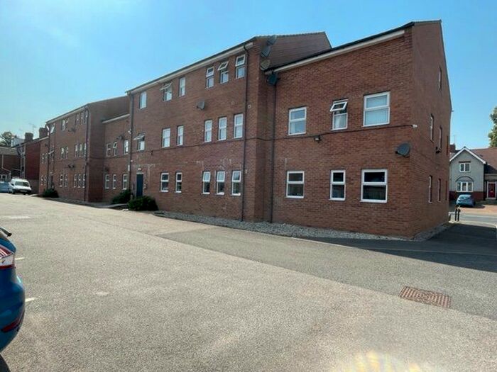 2 Bedroom Flat To Rent In James Court, Hemsworth, Pontefract, West Yorkshire, WF9