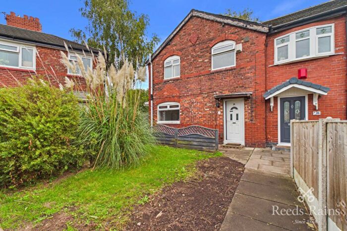 3 Bedroom End Of Terrace House For Sale In Cranford Avenue, Manchester, Greater Manchester, M20