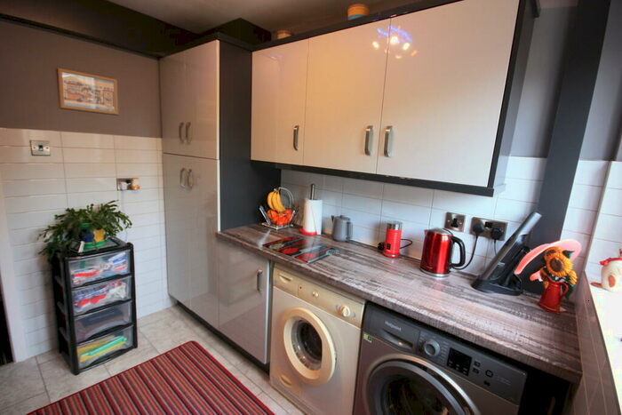 4 Bedroom Detached House For Sale In Coalpit Hill, Talke, Stoke-on-Trent, ST7