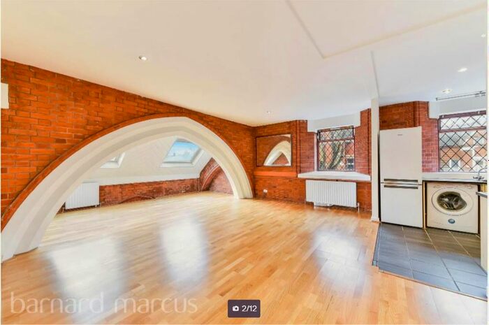 3 Bedroom Flat To Rent In St Marys Court, Stamford Brook Road, London, W6