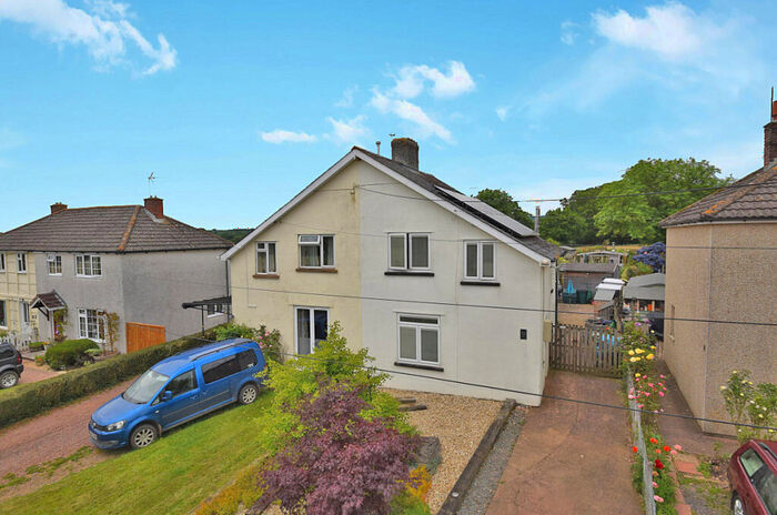 3 Bedroom Semi-Detached House For Sale In Little Normans, Plymtree, EX15