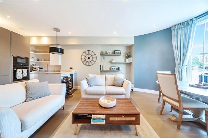 2 Bedroom Apartment For Sale In Honor Oak Rise, London, SE23