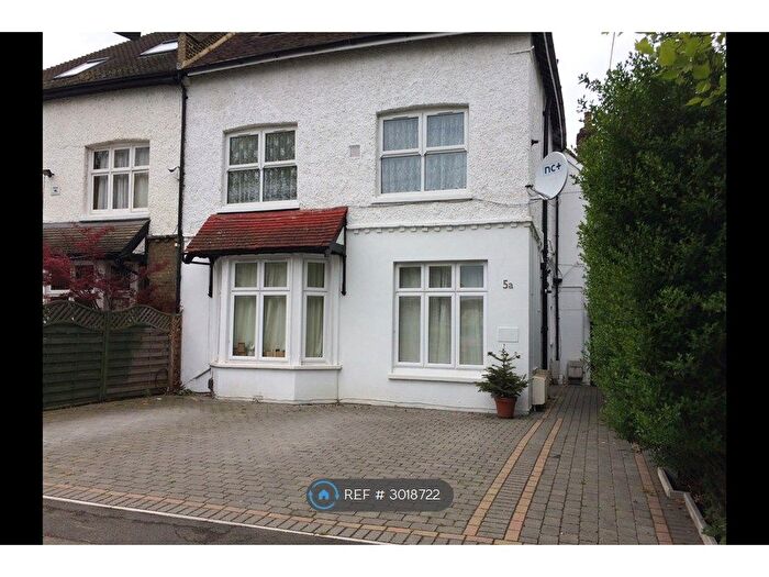 1 Bedroom Flat To Rent In Mitcham Park, Mitcham, CR4