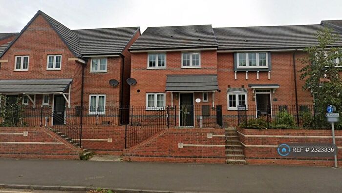 3 Bedroom Terraced House To Rent In Derwentwater Road, Gateshead, NE8