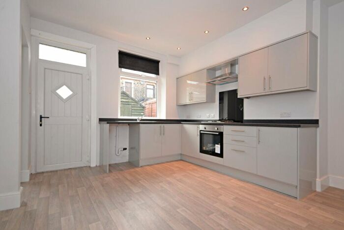 2 Bedroom Terraced House To Rent In Boot Street, Earby, BB18