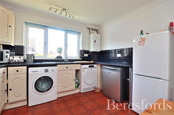 3 Bedroom Terraced House For Sale In Churchill Rise, Chelmsford, CM1