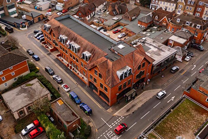 1 Bedroom Apartment To Rent In Roebuck Close, Reigate, RH2