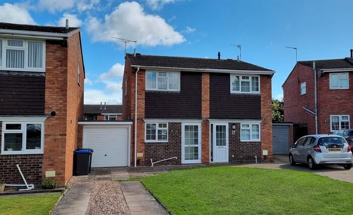 2 Bedroom Semi-Detached House To Rent In Armstrong Close, Whitnash, Leamington Spa, CV31