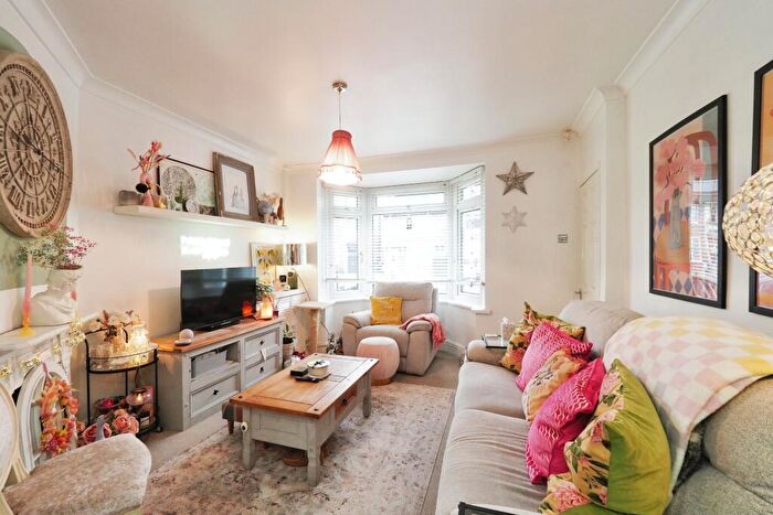 2 Bedroom Semi-Detached House For Sale In Stainforth Street, Mansfield, NG19