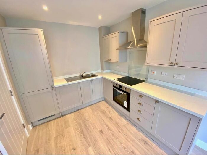 1 Bedroom Flat To Rent In Cloth Hall Street, Huddersfield, HD1