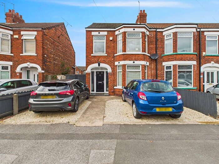 3 Bedroom End Of Terrace House For Sale In Savery Street, Hull, HU9