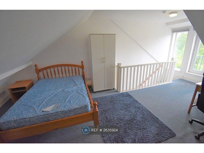 7 Bedroom Semi-detached House To Rent In Wokingham Road, Reading, RG6
