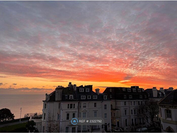 2 Bedroom Flat To Rent In Testwood Court, Folkestone, CT20