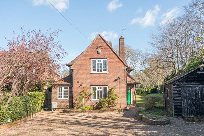 3 Bedroom Detached House To Rent In Candlemas Lane, Beaconsfield, HP9