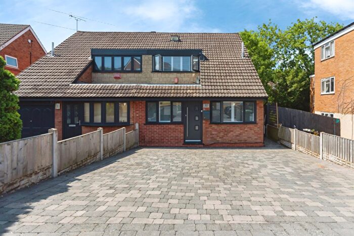 4 Bedroom Semi Detached House For Sale In Princess Crescent, Halesowen, B63