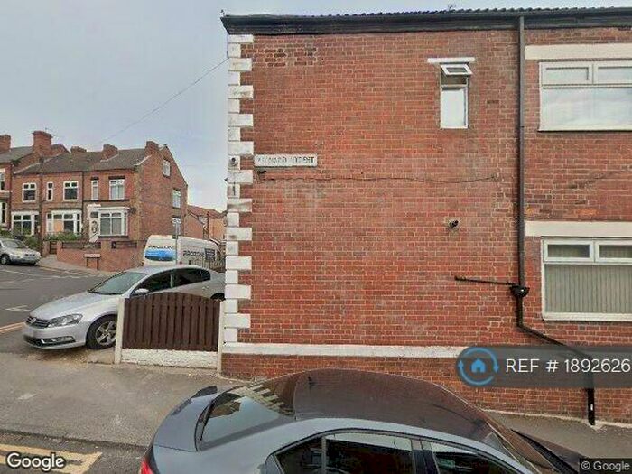 4 Bedroom Semi-Detached House To Rent In Warwick Street, Rotherham, S60