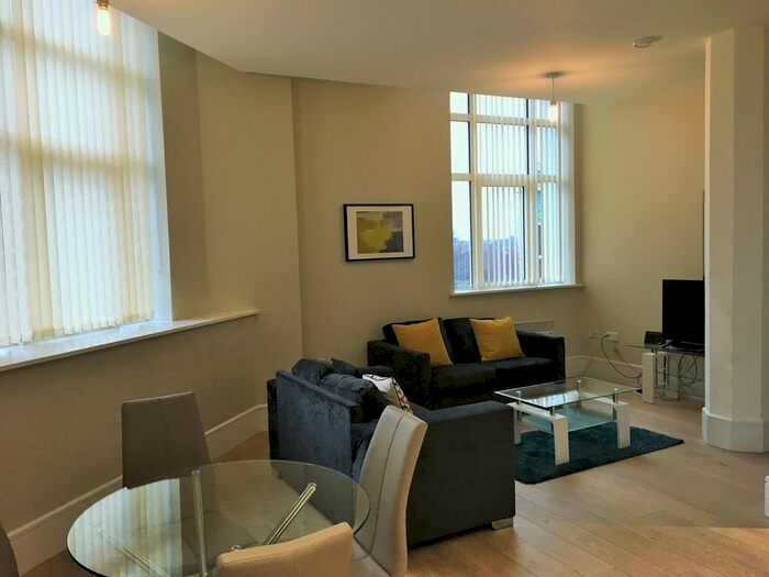 3 Bedroom Flat To Rent In Dock Office, Trafford Road, Salford Quays, M50