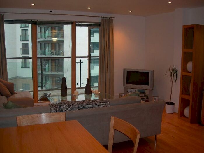 2 Bedroom Apartment To Rent In Mackenzie House, Clarence Dock, LS10