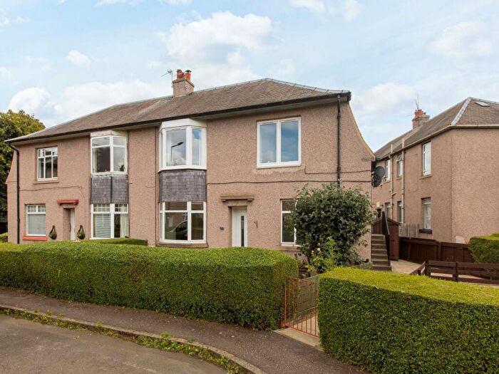 2 Bedroom Flat To Rent In Crewe Road West, Granton, Edinburgh, EH5