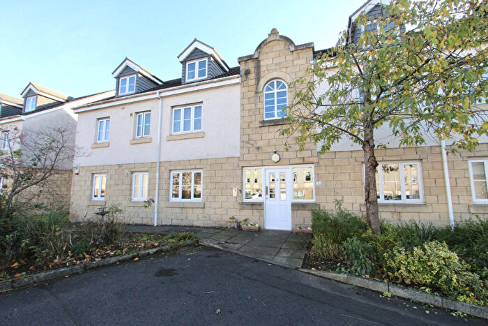 3 Bedroom Flat For Sale In Barclay Drive, Johnstone, PA5