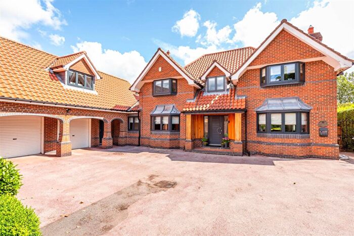 5 Bedroom Detached House For Sale In Park Street, Worksop, S80