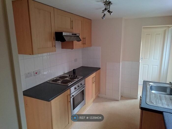 1 Bedroom Flat To Rent In St Augustine Street, Taunton, TA1