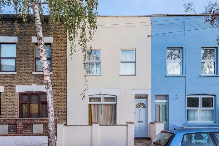 3 Bedroom Terraced House To Rent In Dawlish Road, Leyton, London, E10