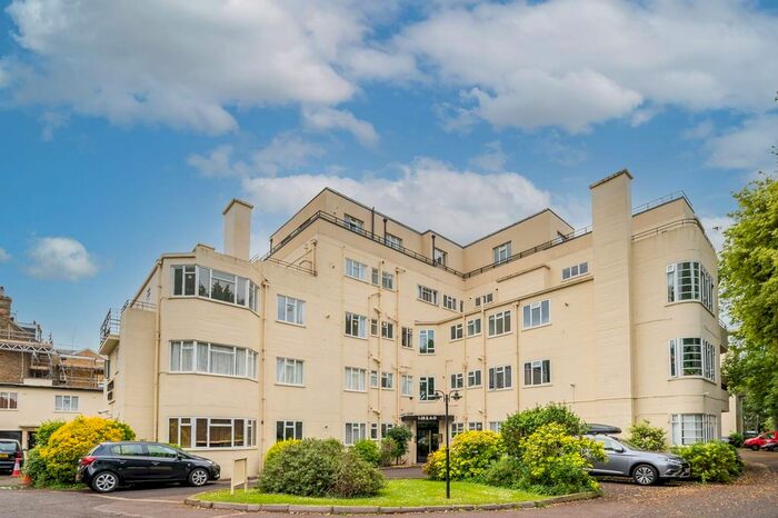 2 Bedroom Flat To Rent In Nightingale Lane, Nightingale Triangle, London, SW12