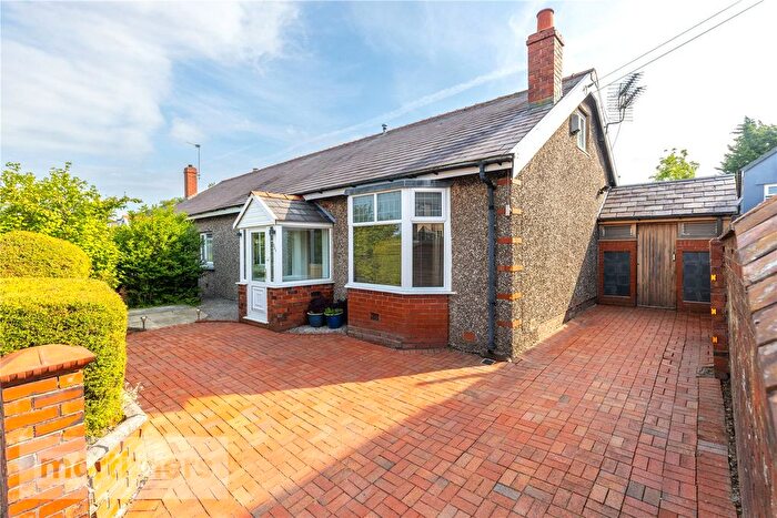 4 Bedroom Semi Detached House For Sale In Willows Lane, Accrington, Lancashire, BB5