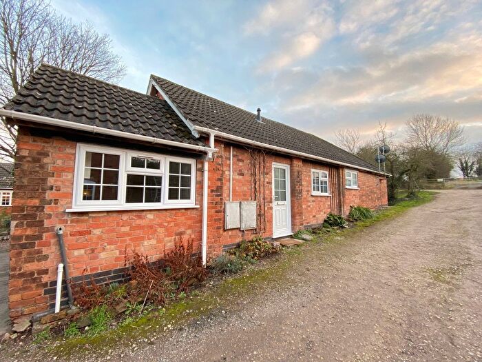 1 Bedroom Property To Rent In West End, Loughborough, LE12