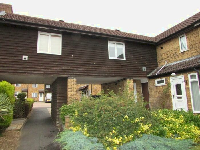 1 Bedroom Maisonette To Rent In Carters Close, Stevenage, Hertfordshire, SG2