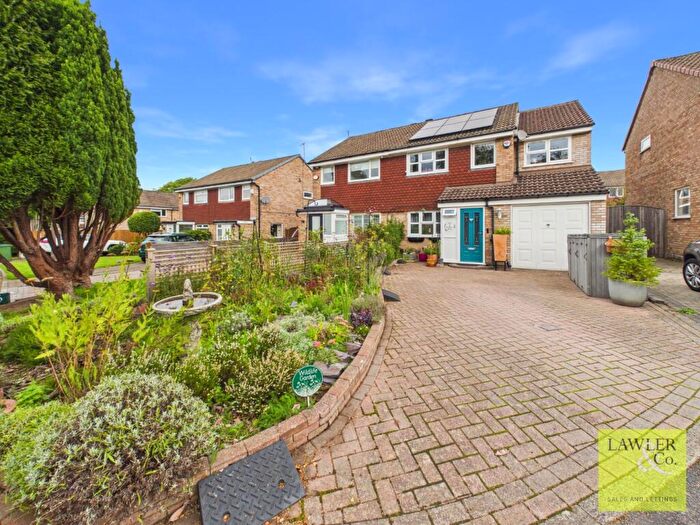 3 Bedroom Semi-Detached House For Sale In Modbury Close, Hazel Grove, Stockport, SK7