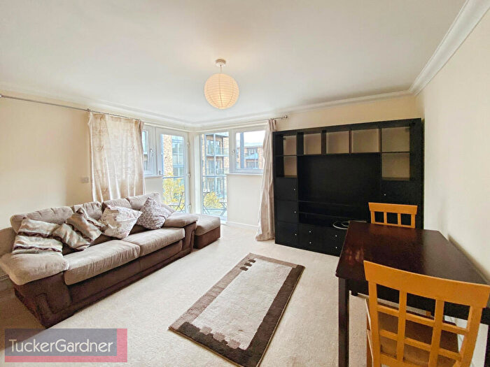 1 Bedroom Flat To Rent In Scholars Walk, Cambridge, CB4