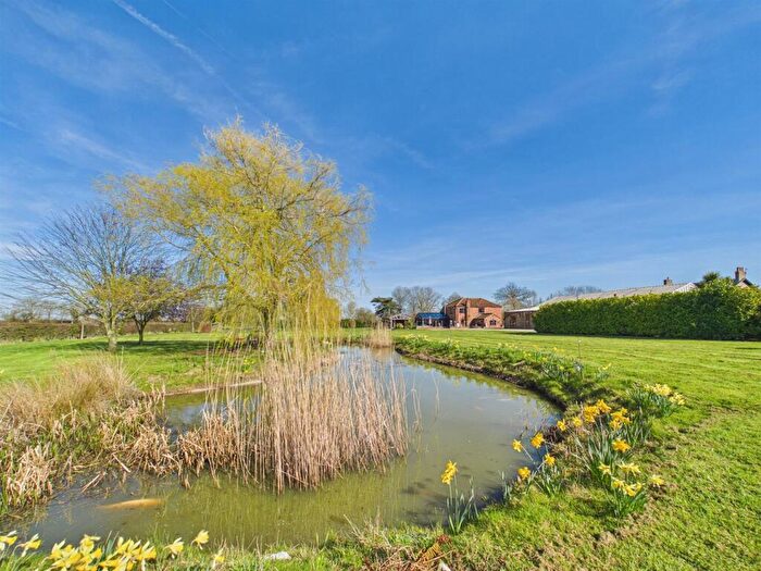 3 Bedroom Detached House For Sale In Mawthorpe Road, Well, Alford, LN13