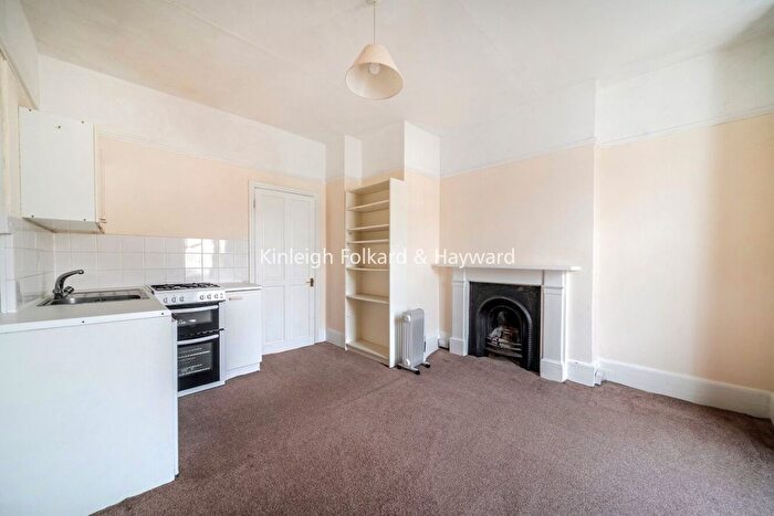 1 Bedroom Property To Rent In Devonshire Road, London, SW19