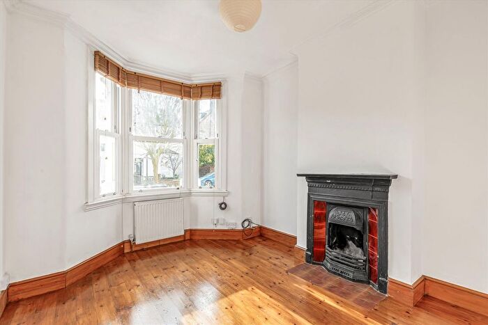 1 Bedroom Maisonette To Rent In South Park Road, London, SW19